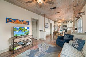 Sandy Turtle-Gone to the Beach Be Back Never