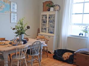 2 Bed in Ventnor 75920