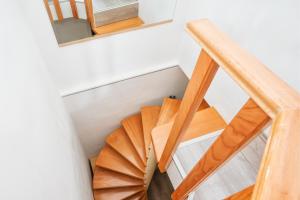 Split Private House - Terrace, Free Parking & Comfort