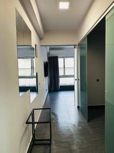 Ermou Downtown Suites by Athens Urban Retreat