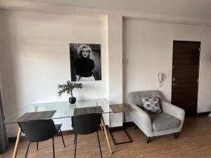 OAK 3B Loft Ejecutivo con Balcón