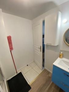 Appartements Studio F1 circuit 24H : photos des chambres