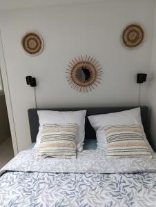 Appartements Jolie petite maison a Paris : photos des chambres
