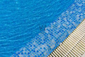 Sunny Escape w Pool & Garden by The Coast Exclusive Rentals