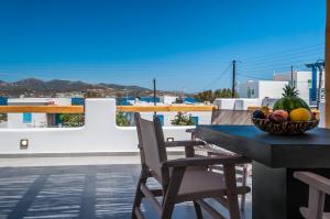 Vilos Suites Milos Greece