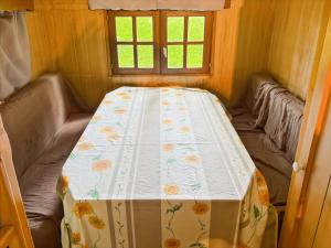 Campings La Correze en Roulotte, 3pers : photos des chambres