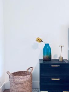 Modern King Room Private Ensuite Vancouver West