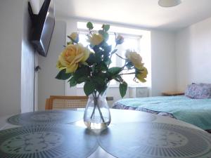 Close to Beach and Town Square