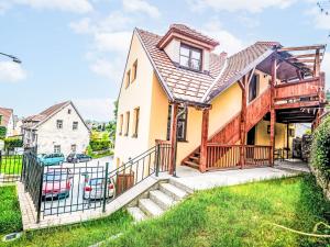 Apartment Dueta-4 by Interhome