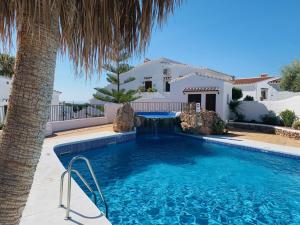 Apartment Los Geraneos de Capistrano by Interhome