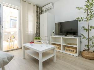 Apartment Oasis Cambrils by Interhome