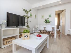 Apartment Oasis Cambrils by Interhome