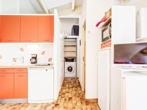 Maisons de vacances Holiday Home Les Coraux-16 by Interhome : photos des chambres