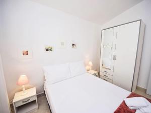 Apartment More-1 by Interhome