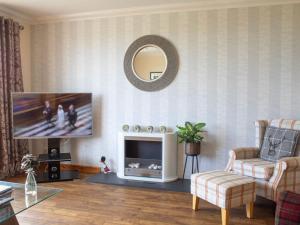 Holiday Home Quiraing Cottage by Interhome