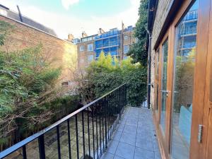Royal Kensington Apartments