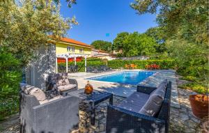 1 Bedroom Gorgeous Apartment In Medulin