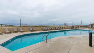 Phoenix IV 4005 condo