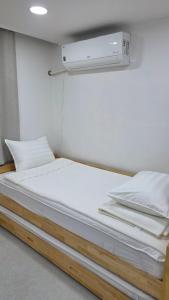 Alley House 앨리하우스