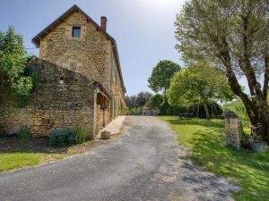 Maisons de vacances Maison au calme avec jardin, proche de Sarlat - Ideale pour familles et activites en plein air. - FR-1-616-295 : photos des chambres