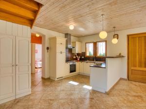 Maisons de vacances Maison independante avec grand jardin, proche Sarlat, equipee et confortable - FR-1-616-360 : photos des chambres