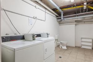 Bright Studio with Balcony near Coogee Beach