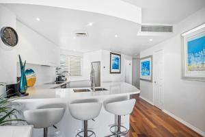 Zanzibar 1002 penthouse, sleeps 4