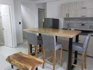 Natura 2 habitaciones 2 baños Rosado