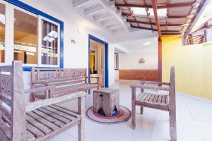 Casa com garagem - 300m da Rua das Pedras