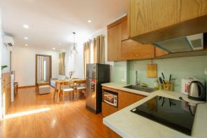 NINE HOUSING 60 Linh Lang