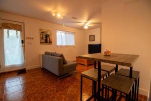 Serene Garden Suite
