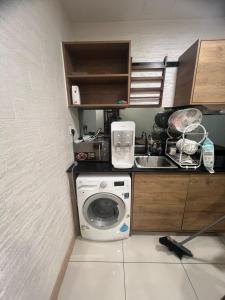 DBayu Embun Homestay at Timurbay Seafront Residence