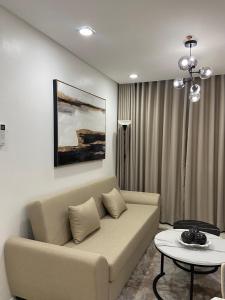 Condominium Unit at One Pontefino Tower