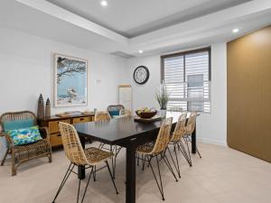 Where The Bay Meets The Marina - Family Holiday - Safety Beach