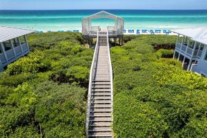 SEASIDE - 1 BR Cottage 75 feet from beach access