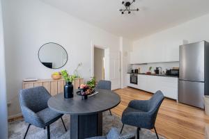 Renovated 2-Bedroom apt - Family & Work Ready!