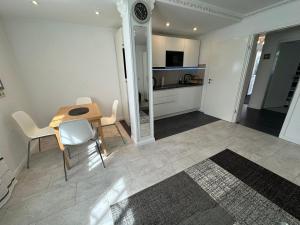 Ruhige geräumige Wohnung