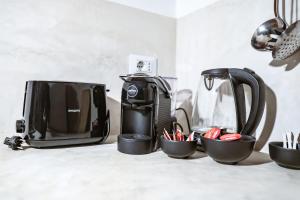 CASA TUA - Charming 2 BR apartment in town!