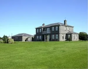 Glendaloch B&B - British