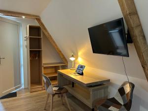 B&B / Chambres d'hotes Le Domaine de la Claire Fontaine Gites -chambres d'hotes : photos des chambres
