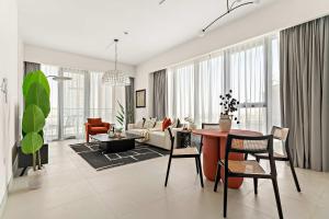Silkhaus Vacation Homes Elite 1BDR in Canal Front Tower
