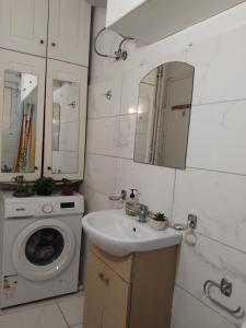Angelas Apartment, Corfu Town Center