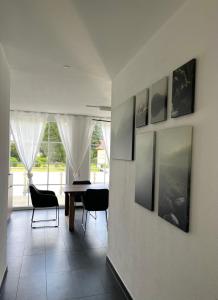 Geräumiges Apartment mit Balkon, 2 Schlafzimmern & 2 Bädern - Nähe Kaiserslautern - 2