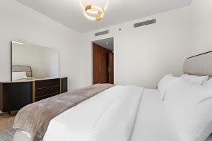 3BR Central Park, Prime Dubai Location