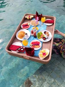 Suzuki Villa Ketewel Beachfront