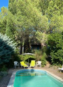 Maisons d'hotes Mas Pinede et Pierre : Chambre Double avec Terrasse