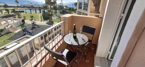 NORIA 2, pied dans le sable, magnifique vue mer, piscine, garage, climatisation