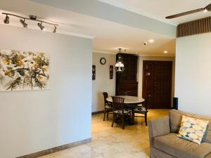 Apartement Exclusive Slipi Senayan Jakarta - Free Access Pool & Gym Facility Full Furnished