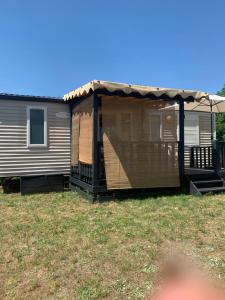 Flo mobil home camping Poney trois étoiles route de Moustiers Ste Croix