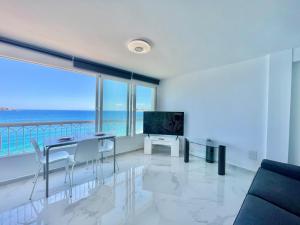 Torre Principado Seafront Studio